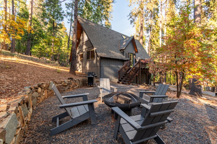 Welcome to Campwest Lodge!